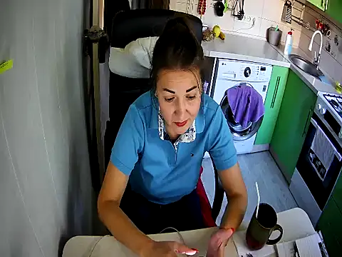 Snapshot of Adda1205 chatting on 10/13/25, 07:52 Adda1205 online show from 10/13/25, 07:52