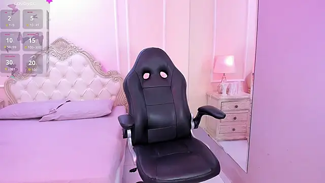 AmyBlackwood online show from 10/06/25, 07:33