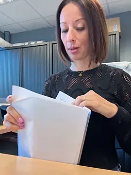 spycyfanny online show from 10/22/25, 06:35