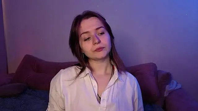 MeghanEdge online show from 10/03/25, 07:49
