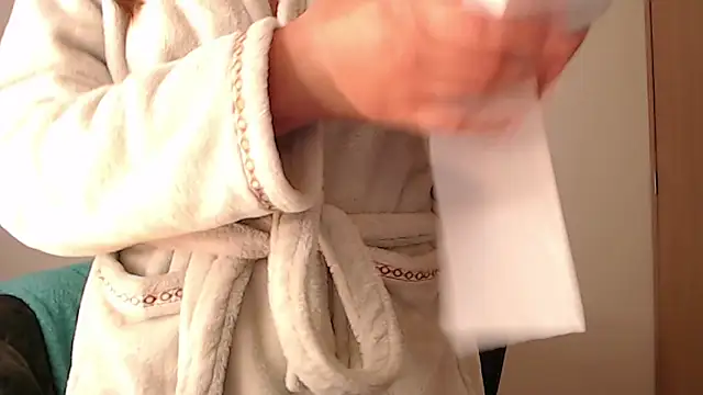 -Ivonny online show from 11/07/25, 10:21