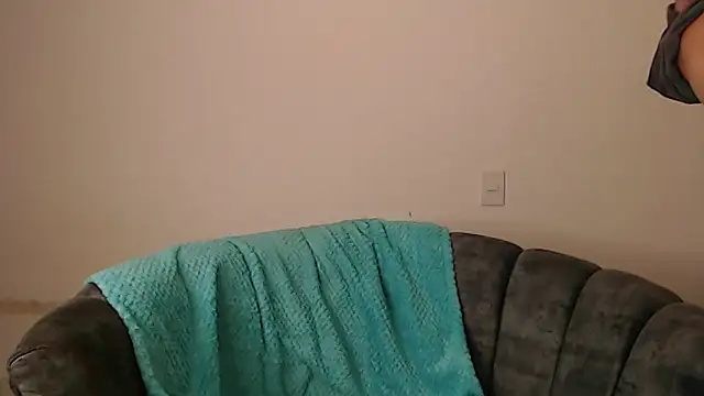 -Ivonny online show from 11/19/25, 10:54