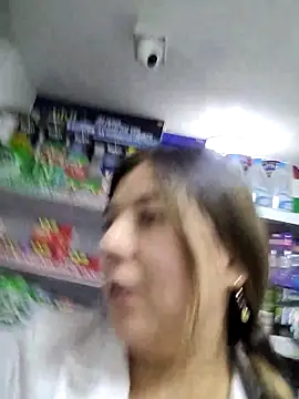 Snapshot of Sophie_del_Castillo chatting on 10/08/25, 01:36 Sophie del Castillo online show from 10/08/25, 01:36