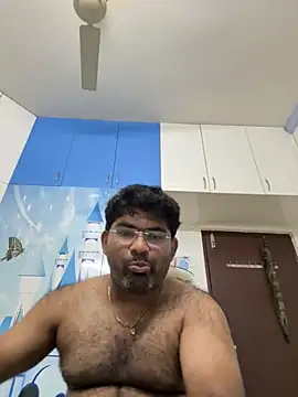 Snapshot of TELUGU-HYDDICK4u chatting on 09/19/25, 08:31 TELUGU-HYDDICK4u online show from 09/19/25, 08:31