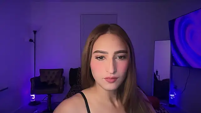 Snapshot of miasecretx chatting on 11/29/25, 09:12 miasecretx online show from 11/29/25, 09:12