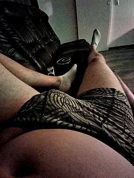 fuuck3dAss online show from 10/24/25, 08:49