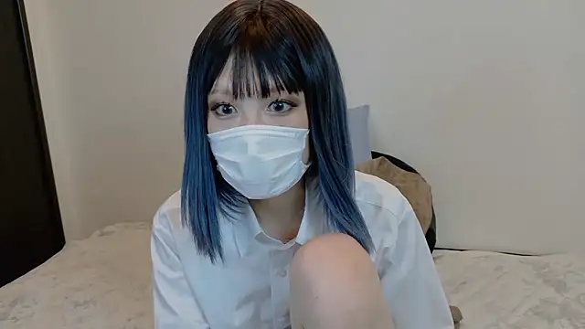 sarina at online show from 11/01/25, 07:32