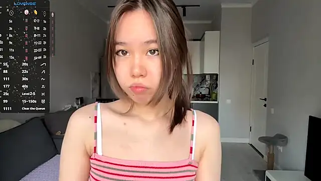 Snapshot of Wow_Akemi chatting on 10/24/25, 08:11 Wow Akemi online show from 10/24/25, 08:11