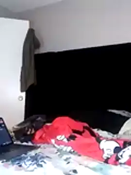 sweetnjuicyyy online show from 10/28/25, 07:16