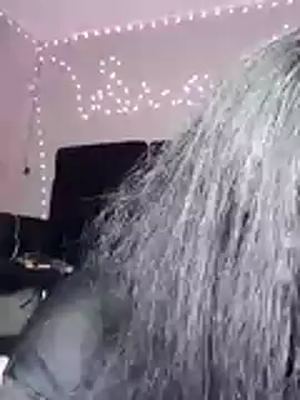 sweetnjuicyyy online show from 11/08/25, 06:57