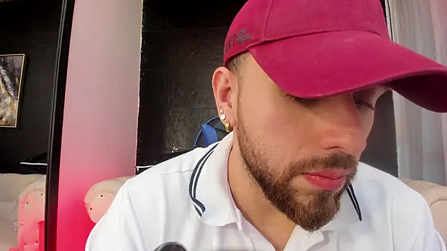 Maximo Wolff online show from 10/16/25, 09:05