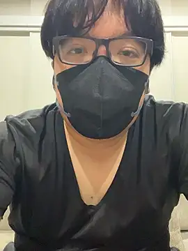 I SHO0106 online show from 09/15/25, 10:15