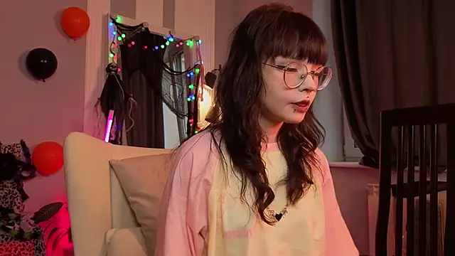 Snapshot of Misa_Perfect chatting on 10/30/25, 11:33 Misa Perfect online show from 10/30/25, 11:33