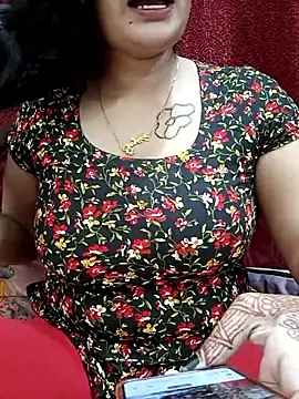 Snapshot of Disha-sexy chatting on 09/18/25, 10:50 Disha-sexy online show from 09/18/25, 10:50