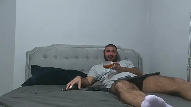 Bunnyela1 online show from 10/27/25, 12:53