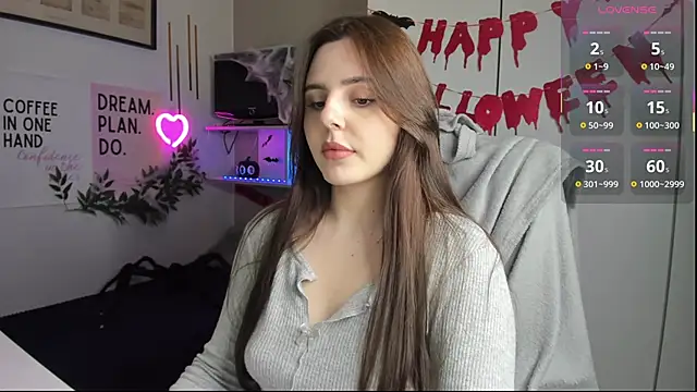 LiaWoow online show from 11/03/25, 02:29