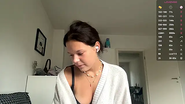 MaydaCornwall online show from 10/11/25, 07:07