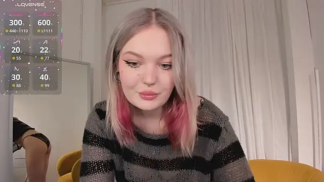 MiaW0rld online show from 11/27/25, 02:52