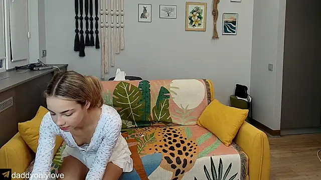 daddyonlyloveme online show from 09/14/25, 08:19