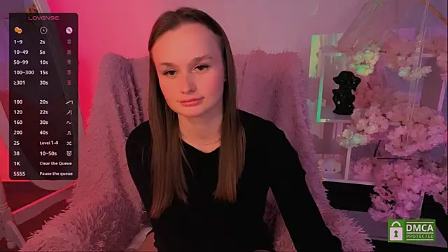 Snapshot of Lara_Vest chatting on 09/26/25, 01:59 Lara Vest online show from 09/26/25, 01:59