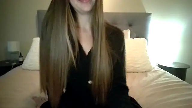 TaylorWest62 online show from 10/26/25, 03:18