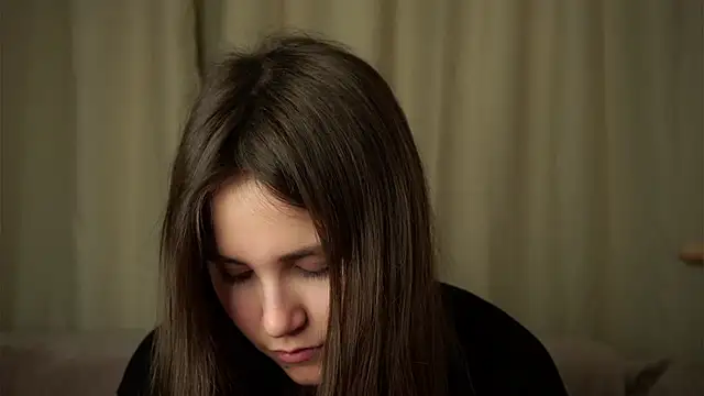 EthalFlowers online show from 10/16/25, 01:06