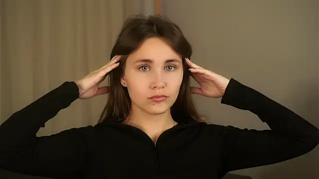 EthalFlowers online show from 10/27/25, 01:09