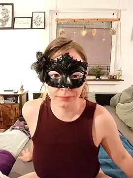 Squirtingcouple9094 online show from 10/16/25, 06:42