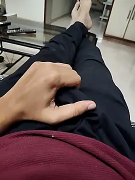 Snapshot of Ritesh08679 chatting on 12/05/25, 06:48 Ritesh08679 online show from 12/05/25, 06:48