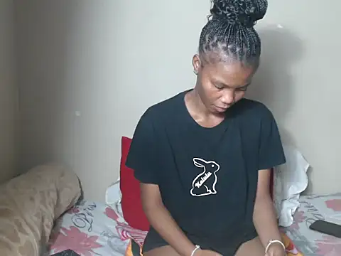  SweetLips  online show from 10/06/25, 09:23