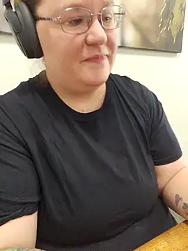 Snapshot of Love86Emily chatting on 01/19/25, 03:10 Love86Emily online show from 01/19/25, 03:10