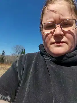 Snapshot of Love86Emily chatting on 03/22/25, 05:41 Love86Emily online show from 03/22/25, 05:41