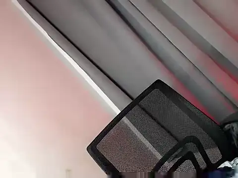 your hottest kim online show from 10/26/25, 03:23