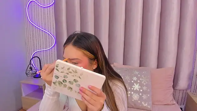 SamanthaPeachss online show from 11/13/25, 12:15