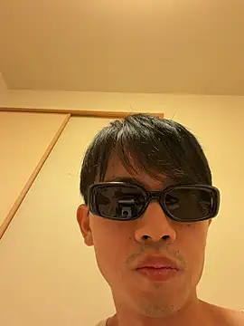 Snapshot of iiiviviii chatting on 11/01/25, 04:53 iiiviviii online show from 11/01/25, 04:53