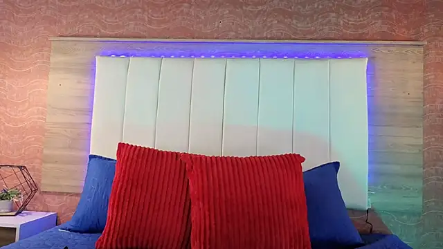 AgnesIvanova online show from 11/17/25, 06:35