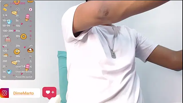 Snapshot of mike_black_22 chatting on 11/20/25, 03:12 mike black 22 online show from 11/20/25, 03:12