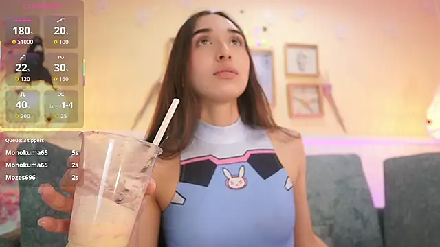 Snapshot of LoonaNyx chatting on 10/28/25, 11:40 LoonaNyx online show from 10/28/25, 11:40