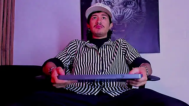 DimitriDeluxe online show from 09/08/25, 07:02