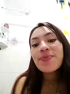 Adarha Ramirez online show from 11/26/25, 01:17