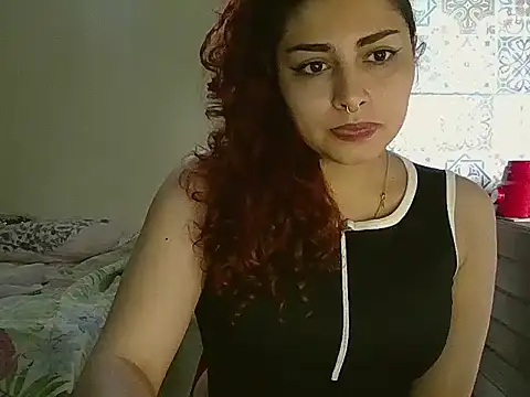 Snapshot of SweetSolei20 chatting on 11/17/25, 06:57 SweetSolei20 online show from 11/17/25, 06:57