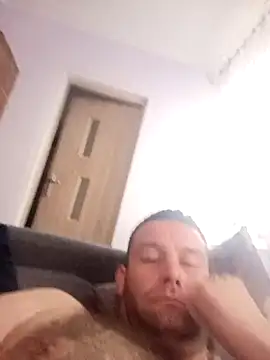 Snapshot of Torpeda2308 chatting on 11/24/25, 10:15 Torpeda2308 online show from 11/24/25, 10:15