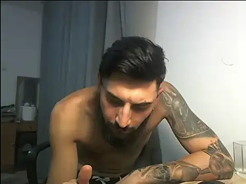 Alexgrc13 online show from 10/15/25, 08:42