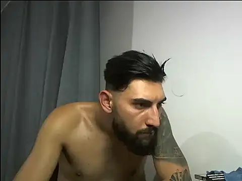 Alexgrc13 online show from 10/21/25, 08:09