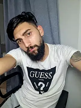 Alexgrc13 online show from 10/26/25, 07:42