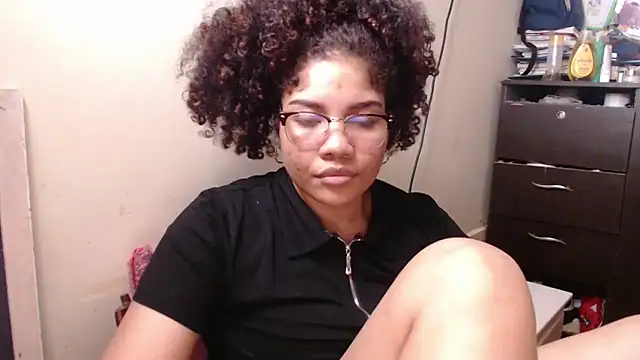 Snapshot of madelene chatting on 12/05/24, 02:31 madelene online show from 12/05/24, 02:31