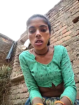 Snapshot of Sonam_mehta chatting on 11/16/25, 02:17 Sonam mehta online show from 11/16/25, 02:17