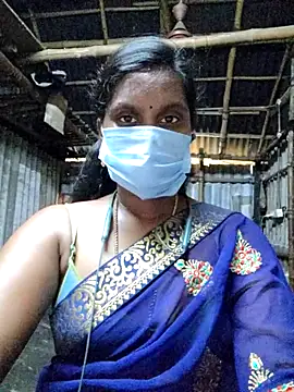Snapshot of Tamildivya18 chatting on 09/18/25, 08:38 Tamildivya18 online show from 09/18/25, 08:38