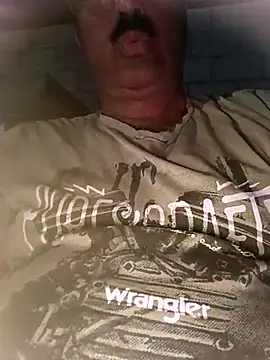 Snapshot of moonflower25 chatting on 10/09/25, 07:45 moonflower25 online show from 10/09/25, 07:45