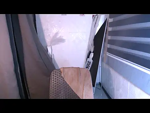 LauraSoHot online show from 11/08/25, 05:23